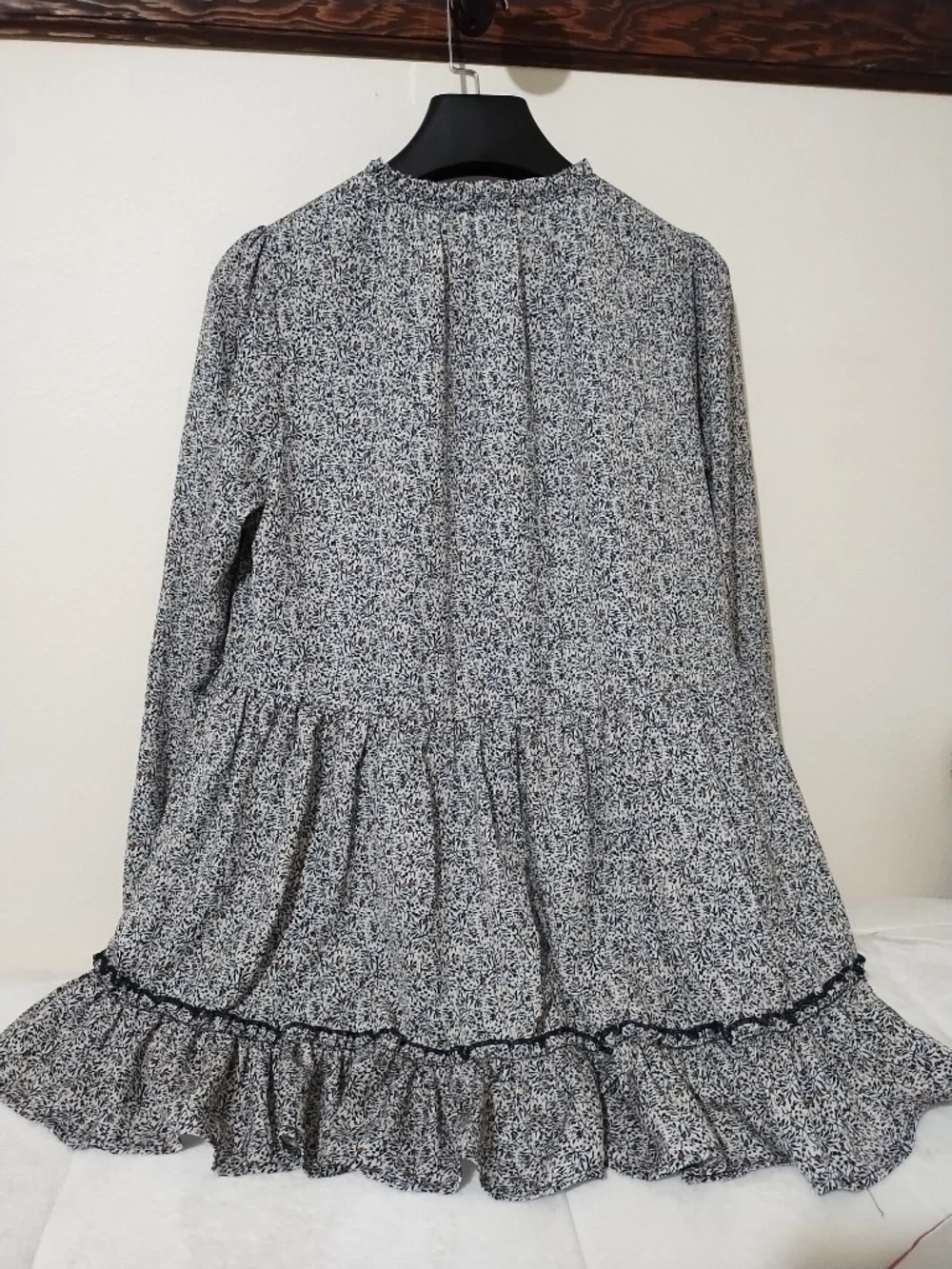 Easel Los Angels Tunic Size L - Picture 2 of 7